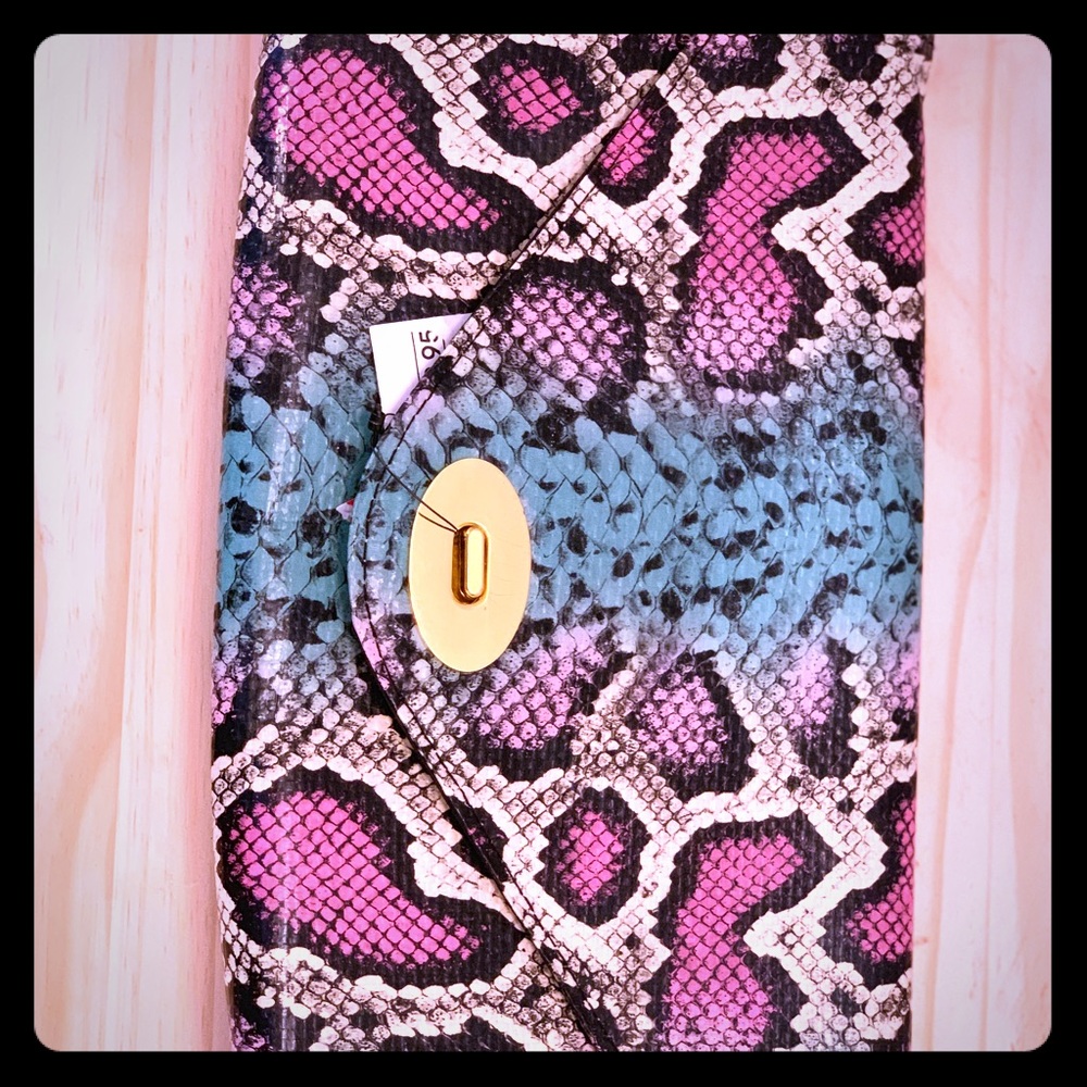 Brand new never used clutch!